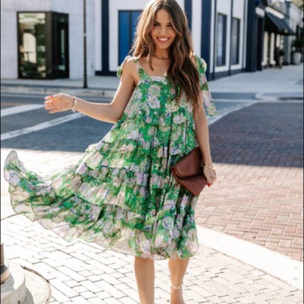 Vici Floral Green  Tiered Dress size S